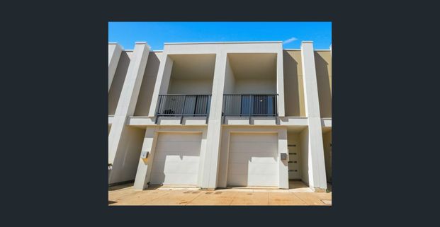 Modern Comfort and Low-Maintenance Living - Photo 1