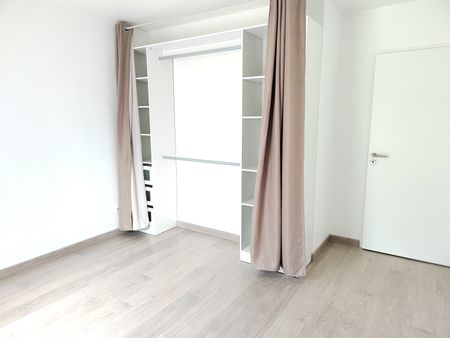 Location Appartement 3 pièces 65m² ST JEAN DE LA RUELLE 45140 - Photo 3
