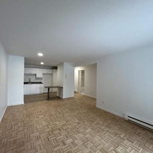 1 CH - 1 SDB - Saint-Charles-Borromée - $1,150 /mo - Photo 2