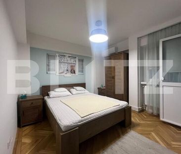 Apartament cu 3 camere, 80 mp, decomandat, situat la etaj intermediar, în zona centrală - Fotografie 5
