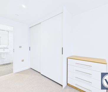 House to Rent: The Railings, Shale Lane, M5 - Photo 3