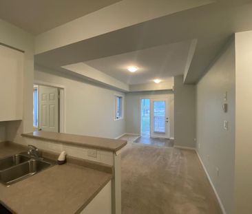 For Lease - 250 Sunny Meadow Boulevard Unit# 110, Brampton, Ontario - Photo 2