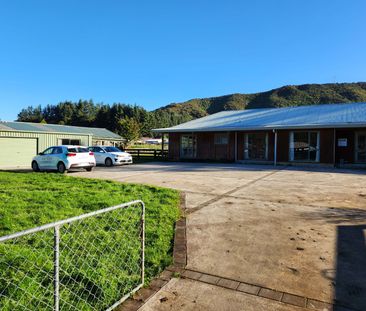 Lifestyle Living - Photo 2