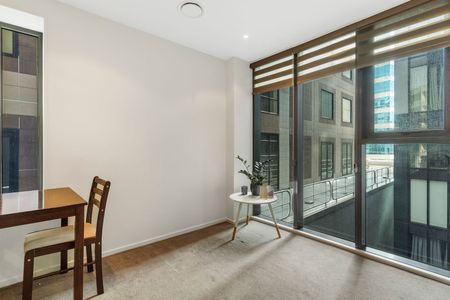 Modern Studio Apartment in Queen's Residences - Photo 4