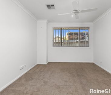 Low Maintenance Family Home - Photo 5