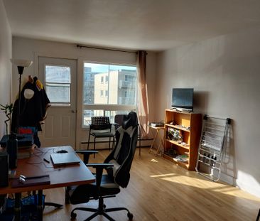 Grand 2 1/2 lumineux près de l’Université Laval / Cégep St-foy – Ce... - Photo 6