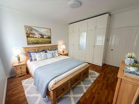 Home For Rent - Photo 5