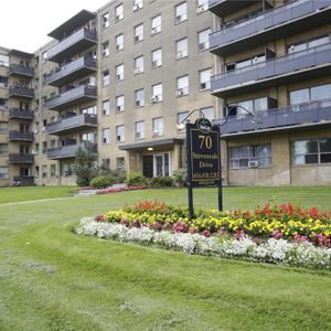 Stevenvale Drive Apartments - Photo 2