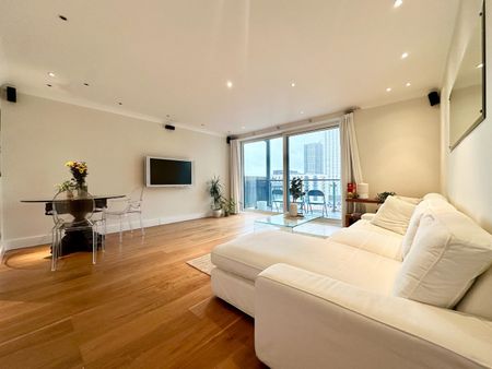 2 Bed Flat, Boardwalk Place, E14 - Photo 2