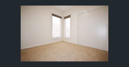 CUTE AND COMPACT - Photo 3