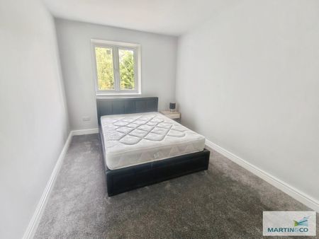1 bedroom in a house share to rent - Photo 2