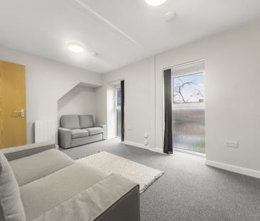 Church Street, Ormskirk - Photo 2