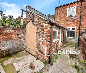 2 bedroom terraced house to rent - Photo 3