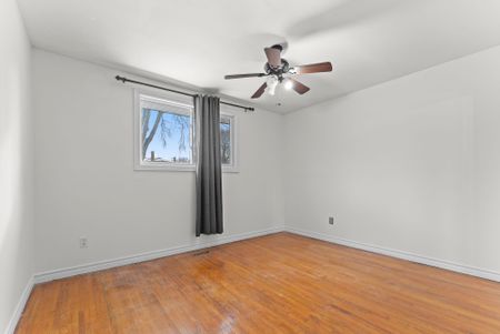 For Lease - 683 Adelaide Street Unit# Main, Oshawa, Ontario - Photo 2