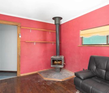 Neat & Tidy Home Close to Blue Lake - Photo 2