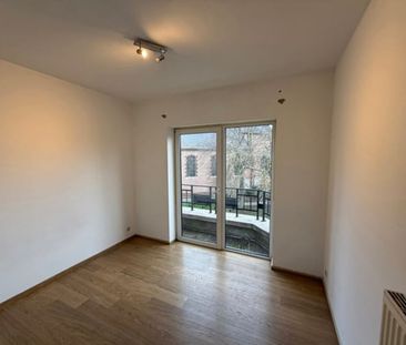 Appartement te huur - Foto 2