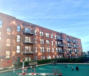 Centenary Quay, So19 - Photo 2