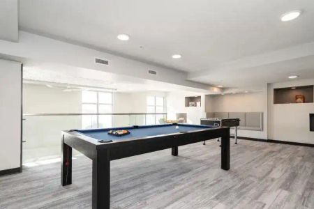 Prairie View Pointe — Modern and Spacious 2 Bedroom Unit - 876 SF - Photo 4