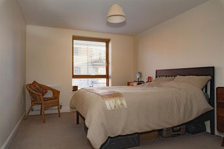 2 bedroom apartment to rent - Photo 5