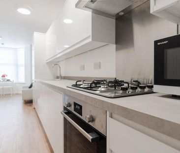 1 bedroom flat to rent - Photo 3