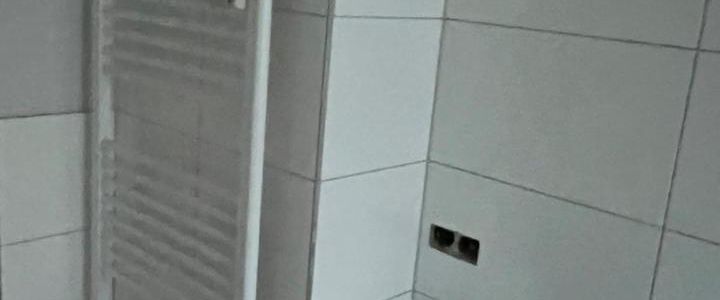 E-Rüttenscheid 84QM, renoviert, 3 Zimmer + Küche, 3. Obergeschoss - Photo 1