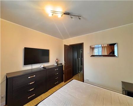 Apartament 3 camere, centrala termica, zona ultracentral, Ploiesti - Fotografie 5