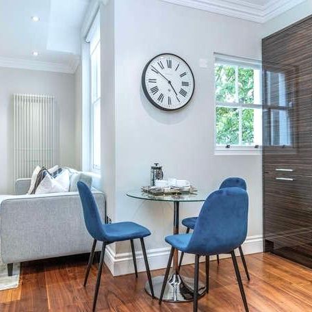 Kensington Gardens Square, Bayswater, London, W2 - Photo 1