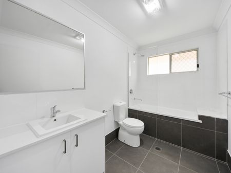 1/11 Mount Wheeler Street,PARK RIDGE - Photo 3