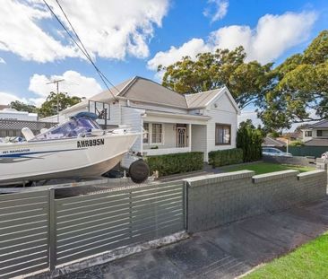 Fresh Family Home - Photo 3