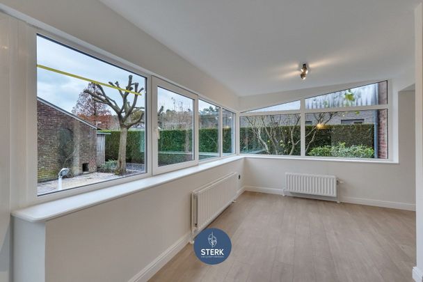 GELIJKVLOERS 1 SLPK-APPARTEMENT MET TUIN IN ZUTENDAAL ! - Photo 1