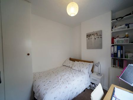 12 Albert Street - Photo 5