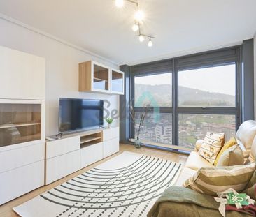 Alquiler de piso en Calle Juan Antonio Álvarez Rabanal - Photo 3