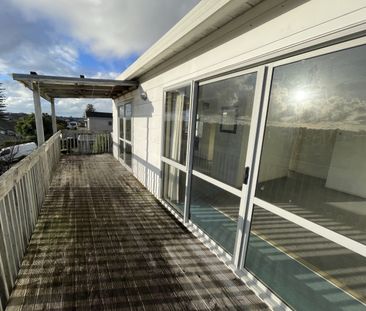 Property Management105B Arran Rd, Browns Bay - Unit for Rent - Photo 6
