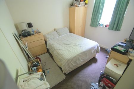 3 Bed - Hanover Square, University, Leeds - Photo 2