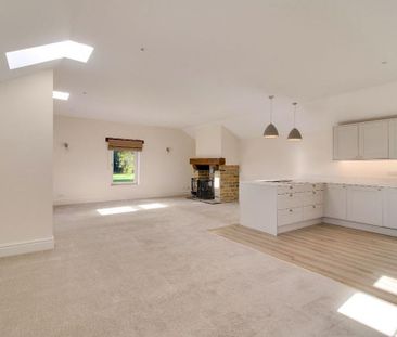 3 bedroom apartment to rent - Photo 2