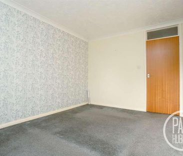 Fen Court, Lowestoft, NR33 - Photo 3