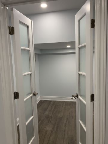 For Lease - 9 Dopp Crescent, Brampton, Ontario - Photo 3