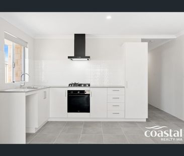 Dual Key Home in Family-Friendly Karnup - Photo 5