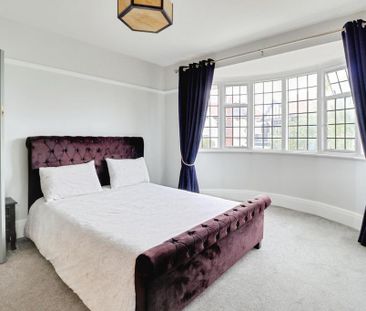 5 bedroom detached house to rent - Photo 4
