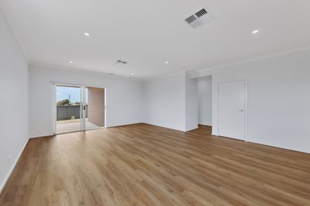 24 Cordyline Street, Mount Duneed VIC 3217 - House For Rent | Domain - Photo 5