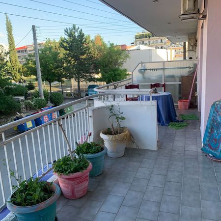 Διαμέρισμα για ενοικίαση Κέντρο (Καρδίτσα) - Φωτογραφία 2