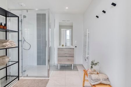 Location Appartement 4 pièces 80m² ANGERS 49100 - Photo 4