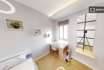 granada, Andalusia 18011