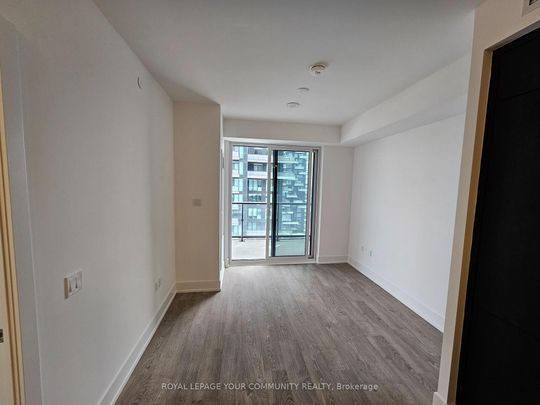 2305 10 Inn On The Park Drive - Photo 1