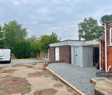 1 bedroom in a house share to rent - Photo 5