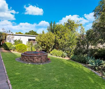 11 Kooraka Court, Hallett Cove SA 5158 - House For Rent | Domain - Photo 2