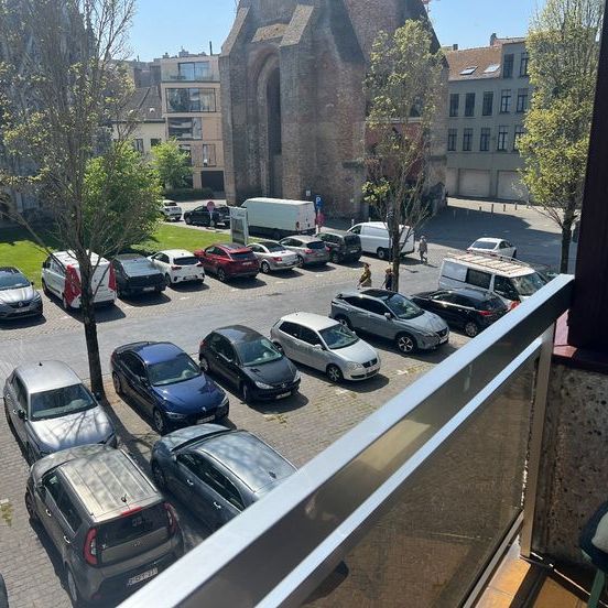 Appartement te huur - Photo 1