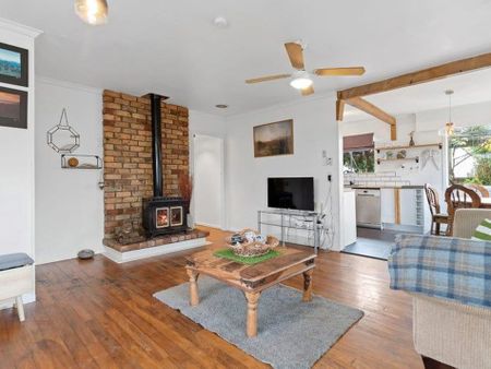 Four Bedroom Home - Photo 4