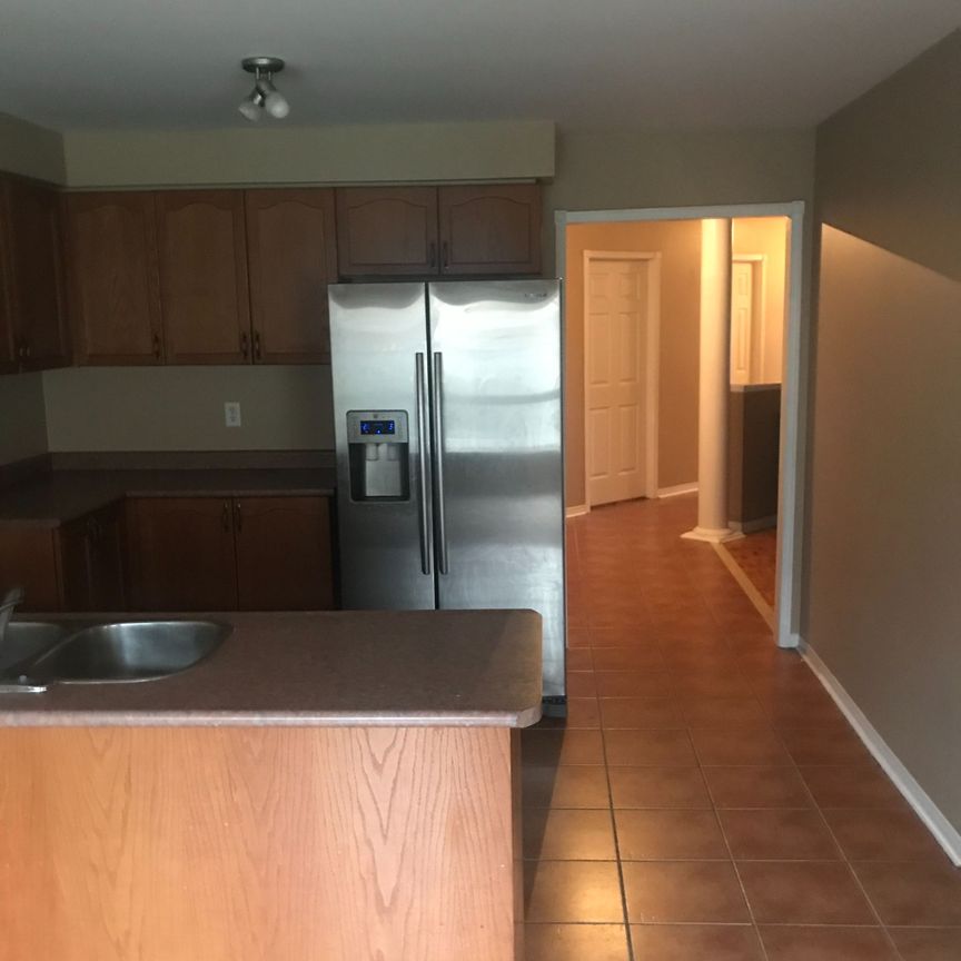 For Lease - 177 Vintage Gate, Brampton, Ontario - Photo 1