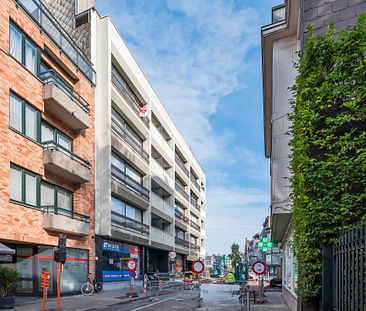 Ruim 2-slaapkamerappartement met garage in Sint-Niklaas - Foto 4